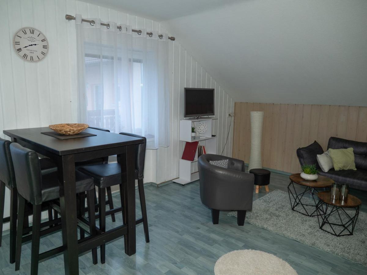 Ferienwohnungen Hirschen Lottstetten Extérieur photo